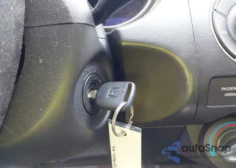 2007 Honda Fit from USA, damaged, VIN JHMGD38497S063042